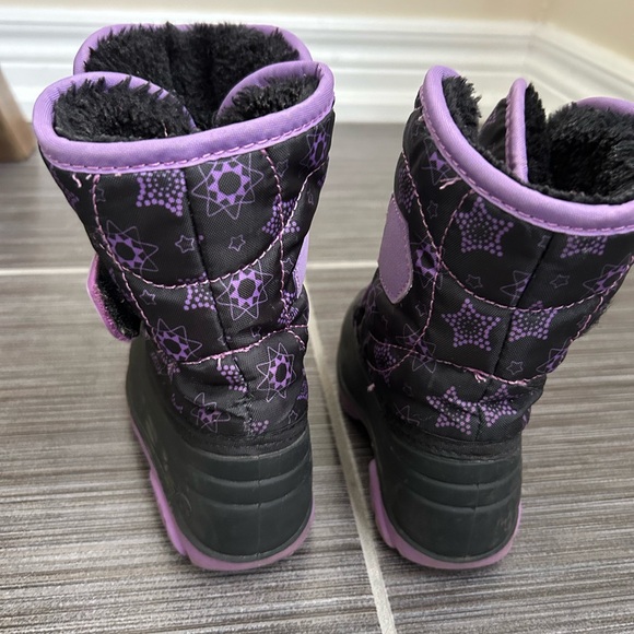 Girls Winter Boots | Size 7 Toddler | Purple & Black Snow Boots - Picture 5 of 6